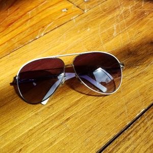 Gucci Aviator Sunglasses